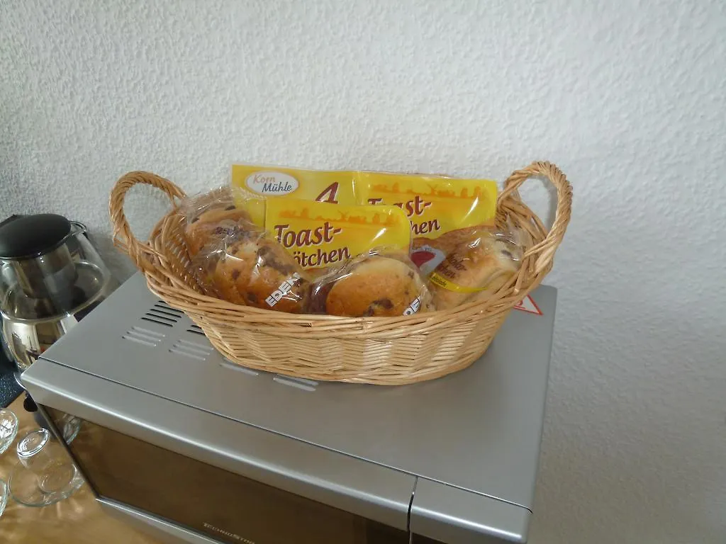 Airport Apartment Дюссельдорф Германия